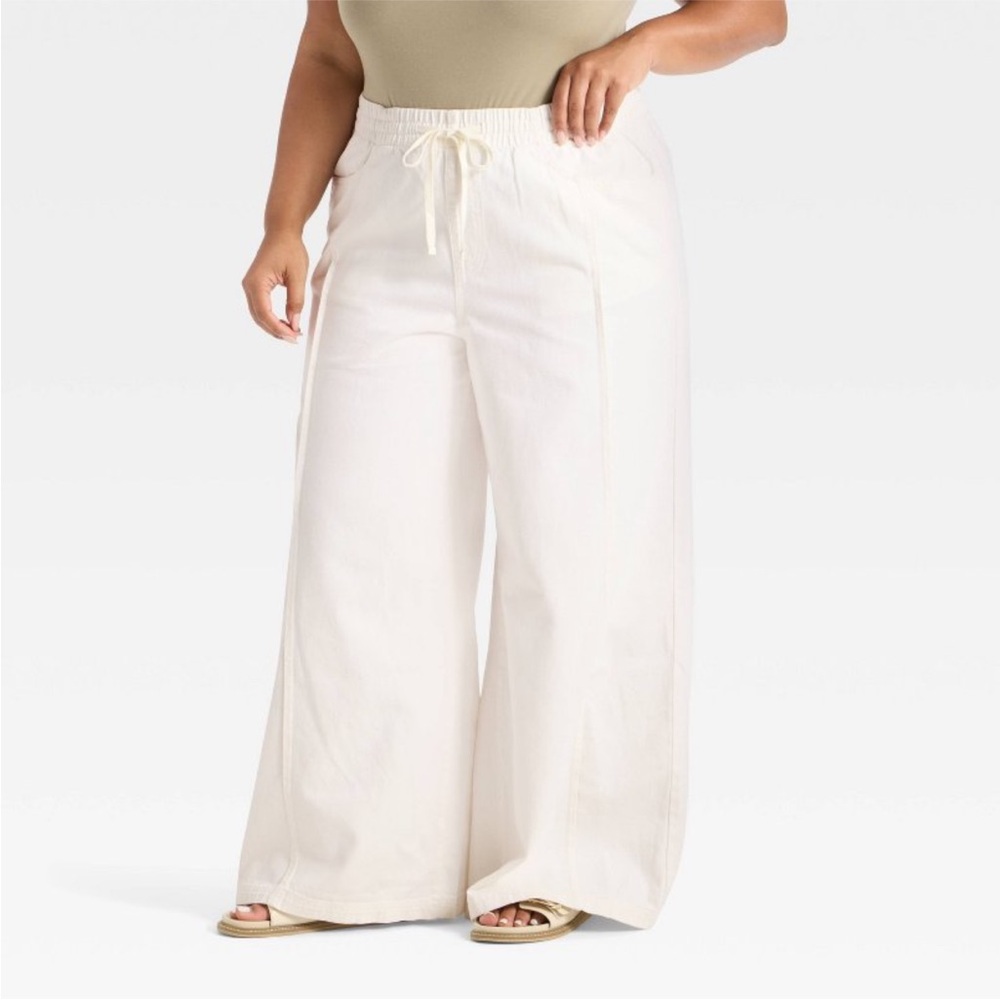 Universal Thread Wide-Leg Drawstring Pants in Off-White These run xtra large